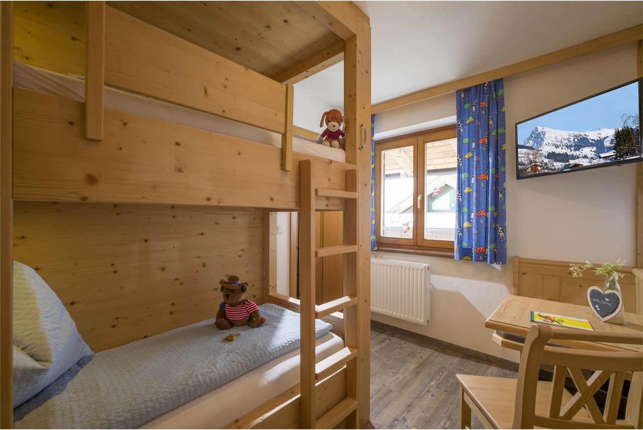 Café Pension Koller Brixen im Thale Extérieur photo